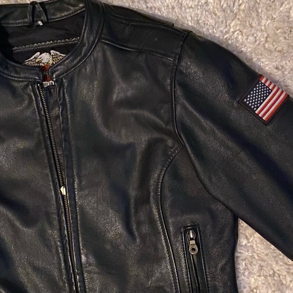 Harley-Davidson leather jacket. Excellent condition.Logo patch on back. Medium - Picture 6 of 17